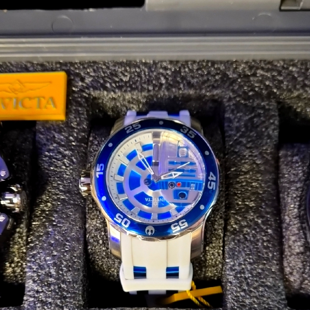 Invicta Star Wars R2-D2 48 mm Quartz Watch